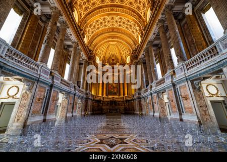 Hall d'entrée Spendid, Reggia di Caserta Palais Royal de Caserte, site du patrimoine mondial de l'UNESCO, Campanie, Italie, Europe Copyright : MichaelxRunkel 1184-1 Banque D'Images