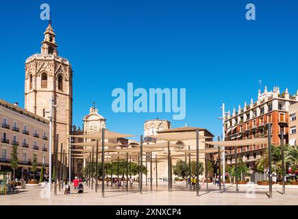 Plaza de la Reina Queen Square, une place centrale à Valence, Espagne, Europe Copyright : NadiaxIsakova 1352-158 Banque D'Images