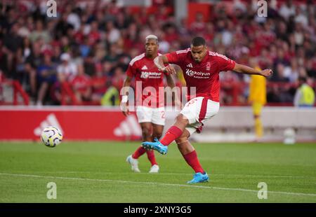 Murillo de Nottingham Forest a une tentative de but lors du match amical de pré-saison au City Ground, Nottingham. Date de la photo : vendredi 2 août 2024. Banque D'Images