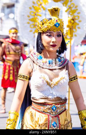 Un mannequin avec costume égyptien sur le 3ème carnaval BEN Banque D'Images