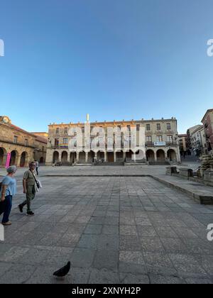 La mairie de la ville de Soria, Castilla y Leon, Espagne. Le Palacio de los Linajes est situé sur la place principale (Plaza Mayor) de la ville Banque D'Images