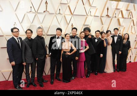 Bong Joon Ho, Yang Jin-Mo, Jin Won Han, Kwak Sin-AE, Ha-jun Lee, Kang-ho Song, Sun-kyun Lee, Yang-kwon Moon et Yeo-jeong JO à la 92e Académie Banque D'Images