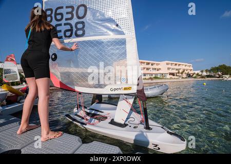 Estany des Peix, Ecole de voile, Formentera, Iles Pitiuses, Communauté des Baléares, Espagne Banque D'Images