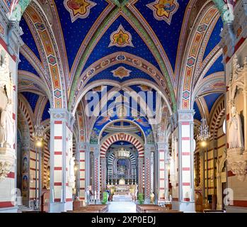 Cortona Arezzo Toscane Italie.Basilique Santa Margherita au sommet d'une colline Banque D'Images