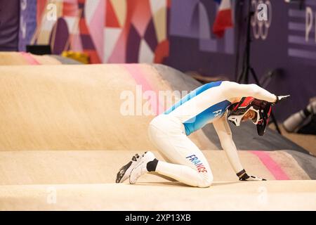 Saint Quentin en Yvelines, France. 02 août 2024. Joris Daudet (FRA) Médaille d'Or, BMX cycliste, hommes, finale aux Jeux Olympiques Paris 2024 le 2 août 2024 au stade BMX de Saint-Quentin-en-Yvelines, France - photo Baptiste Autissier/Panoramic/DPPI Media Credit : DPPI Media/Alamy Live News Banque D'Images