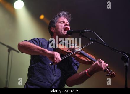 Wickham, Hampshire, Royaume-Uni. 2 août 2024. Festival de Wickham 2024. Seth Lakeman se produit sur scène. Crédit SMI/Alamy Live News Banque D'Images