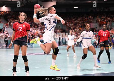 Paris, France. 02 août 2024. Handball-Espagne v France-Paris Jeux Olympiques d'été 2024, Paris 2024, Paris, France le 2 août 2024. Photo de David Niviere/ABACAPRESS. COM Credit : Abaca Press/Alamy Live News Banque D'Images