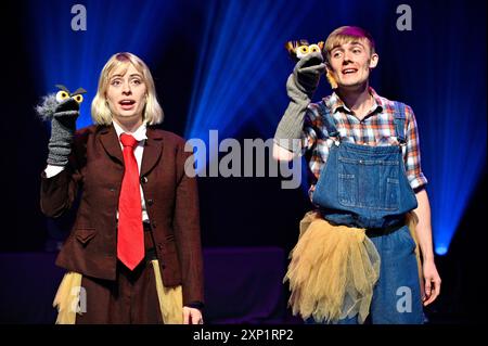 Édimbourg, Écosse, Royaume-Uni. 3 août 2024. Edinburgh Fringe : Gala d'ouverture de Pleasance avec des représentations de certaines de ces années dans le théâtre Pleasance Grand. Comédie musicale The Emu War. Crédit : Craig Brown/Alamy Live News Banque D'Images