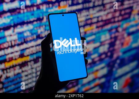 Paraguay. 03 août 2024. Dans cette illustration photo, le logo Dell technologies est affiché sur l'écran d'un smartphone. Crédit : SOPA images Limited/Alamy Live News Banque D'Images