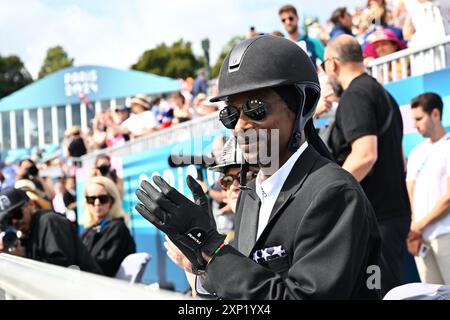 Paris, France. 03 août 2024. Snoop Dogg dans le public lors de la finale de dressage par équipe au Château de Versailles, pendant les Jeux Olympiques d'été à Paris 2024.photo : Henrik Montgomery/TT/Code 10060 crédit : TT News Agency/Alamy Live News Banque D'Images