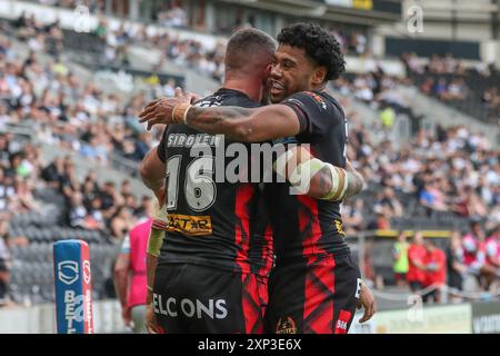 Hull, Royaume-Uni. 03 août 2024. Tommy Makinson de constitué Helens célèbre son essai lors du match Betfred Super League Round 20 Hull FC vs St Helens au MKM Stadium, Hull, Royaume-Uni, le 3 août 2024 (photo par Alfie Cosgrove/News images) à Hull, Royaume-Uni le 8/3/2024. (Photo par Alfie Cosgrove/News images/SIPA USA) crédit : SIPA USA/Alamy Live News Banque D'Images