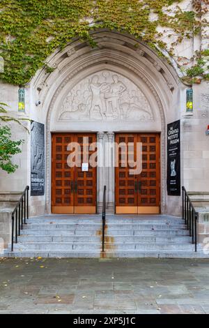 Portes de l'Institut Oriental de l'Université de Chicago à Chicago, il, États-Unis. Banque D'Images