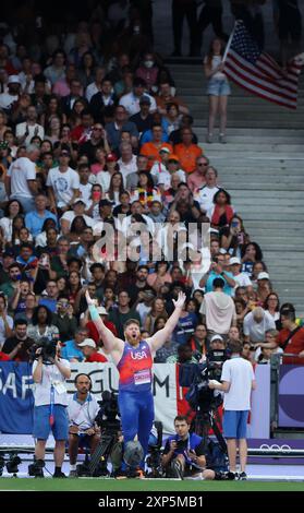 Paris, Ile de France, France. 3 août 2024. Ryan Crouser (USA) participe à la finale du tir masculin et remporte la médaille d'or au stade de France lors des Jeux Olympiques de Paris 2024 le samedi 3 août 2024 à Paris. (Crédit image : © Paul Kitagaki, Jr./ZUMA Press Wire) USAGE ÉDITORIAL SEULEMENT! Non destiné à UN USAGE commercial ! Crédit : ZUMA Press, Inc/Alamy Live News Banque D'Images