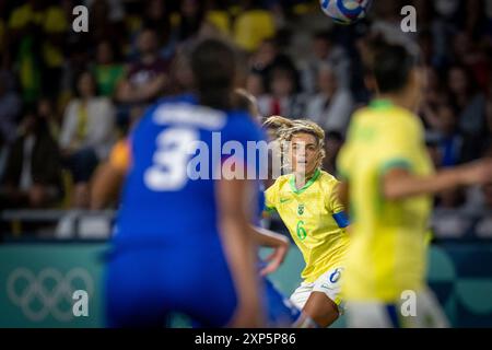 Nantes, France. 03 août 2024. Tamires du Brésil lors du quart de finale du football féminin entre la France et le Brésil lors des Jeux Olympiques de Paris 2024 au stade de la Beaujoire à Nantes (Richard Callis/SPP) crédit : photo de presse SPP Sport. /Alamy Live News Banque D'Images