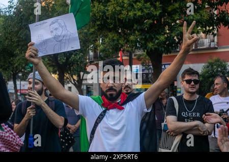 Madrid, Espagne. 3 août, 2024 représentants de différentes organisations pro-palestiniennes à Madrid ont appelé à un rassemblement de soutien aux prisonniers politiques palestiniens cet après-midi sur la place Lavapies, Madrid. Crédit : D. Canales Carvajal/Alamy Live News Banque D'Images