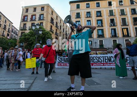 Madrid, Espagne. 3 août, 2024 représentants de différentes organisations pro-palestiniennes à Madrid ont appelé à un rassemblement de soutien aux prisonniers politiques palestiniens cet après-midi sur la place Lavapies, Madrid. Crédit : D. Canales Carvajal/Alamy Live News Banque D'Images