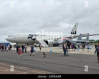 RAF Fairford, Royaume-Uni. 20 juillet 2024. Saudi Airbus A330 Multi Role Tanker transport (MRTT) en exposition statique montrant des portraits de la règle sur sa dérive au Royal International Air Tattoo 2024. Banque D'Images