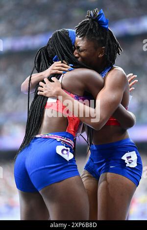 Inconnu. 02 août 2024. Melissa Jefferson, des États-Unis, célèbre la deuxième place lors de la finale du 100m féminin le huitième jour des Jeux Olympiques Paris 2024 au stade de France le 03 août 2024 à Paris, France 03.08.2024 photo de Franck Castel/ABACAPRESS. COM Credit : Abaca Press/Alamy Live News Banque D'Images