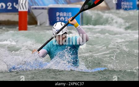 Paris, France. 03 août 2024. Jeux Olympiques de Paris 2024. Kayak Cross. Stade nautique olympique. Paris. Benjamin Savsek (SLO) en kayak Cross Round 1 lors des Jeux Olympiques de Paris 2024 au stade olympique nautique, France. Crédit : Sport in Pictures/Alamy Live News Banque D'Images