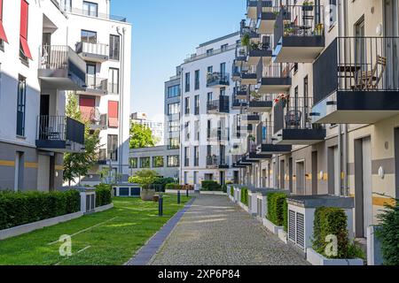 Nouvelle zone de développement avec des immeubles d'appartements vu à Berlin, Allemagne Banque D'Images