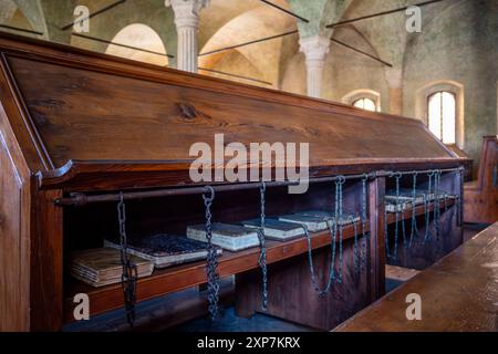 Sala del Nuti of Malatestiana Library, Malatestiana Library, Cesena, Emilia Romagna, Italy, Europe. Banque D'Images