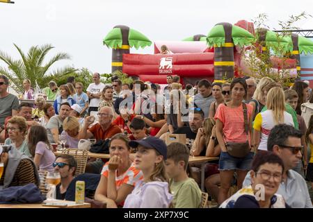 Middelkerke, Belgique. 04 août 2024. Cette photo montre le Festival Olympique, le dimanche 04 août 2024 à Middelkerke. Les Jeux de la XXXIIIe Olympiade se déroulent à Paris du 26 juillet au 11 août. La délégation belge compte 165 athlètes dans 21 sports. BELGA PHOTO NICOLAS MAETERLINCK crédit : Belga News Agency/Alamy Live News Banque D'Images