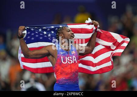 04 août 2024 : Noah Lyles (USA) remporte l'or lors de la finale du 100m masculin le jour 9 des Jeux Olympiques au stade de France, Paris, France. Ulrik Pedersen/CSM. Banque D'Images