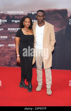 Rosina Kaleab und Jerry Kwarteng BEI der „Horizon“ film Premiere AM 4.08.2024 à Berlin Banque D'Images