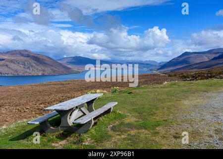 Little Loch Broom depuis la route A832 près de Badcaul, Highland Region, Écosse, Royaume-Uni Banque D'Images