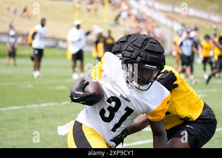 Latrobe, Pennsylvanie, États-Unis. 3 août 2024. 3 août 2024 : Daijun Edwards #31 lors du Pittsburgh Steelers Training Camp à Latrobe PA au Vincent College. Brook Ward/AMG (crédit image : © AMG/AMG via ZUMA Press Wire) USAGE ÉDITORIAL SEULEMENT! Non destiné à UN USAGE commercial ! Banque D'Images