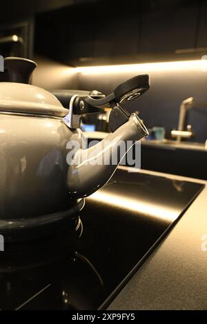 Bouilloire à thé le creuset Banque D'Images