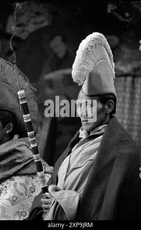 Les danses Cham au monastère bouddhiste tibétain Thiksey ont lieu chaque année au Ladakh, en Inde - 1988 Banque D'Images