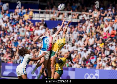 28 juillet 2024, Paris, Ile de France, France : L'équipe Brésil (BRA) affronte l'équipe France (FRA) dans leur match féminin de rugby à sept poules C au stade Sade de France lors des Jeux olympiques d'été de Paris 2024 à Paris, France. (Crédit image : © Walter Arce/ZUMA Press Wire) USAGE ÉDITORIAL SEULEMENT! Non destiné à UN USAGE commercial ! Banque D'Images