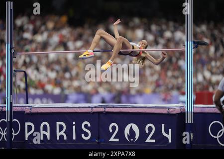 Paris, France. 04 août 2024. Christina Honsel (GER) participe en athlétisme de saut en hauteur féminin lors des Jeux Olympiques de Paris 2024, au stade de France, à Saint-Denis, France, le 4 août 2024. Photo de Nicolas Gouhier/ABACAPRESS. COM Credit : Abaca Press/Alamy Live News Banque D'Images