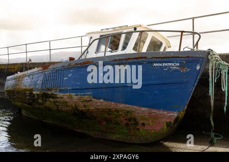 Bateau de pêche naufragé Valentia Island Co. Kerry Banque D'Images