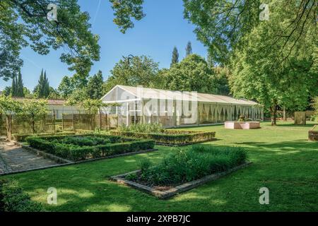 Quinta das Lagrimas hôtel tente événementielle, dans les jardins historiques luxuriants de la ville portugaise de Coimbra, Portugal Banque D'Images