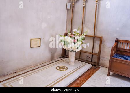 1er juin 2024, Despotovac, Serbie : à l'intérieur du monastère de Manasija, le tombeau du despote Stefan Lazarevic est un témoignage de l'histoire médiévale serbe Banque D'Images