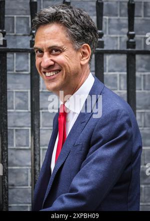 Ed Miliband, secrétaire d'État à la sécurité énergétique et au Net Zero dans le gouvernement du Parti travailliste Starmer, Downing Street, Londres, Royaume-Uni Banque D'Images