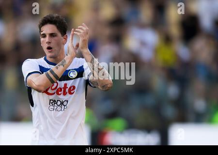 Parme, Italie. 4 août 2024. Nicolo Zaniolo d'Atalanta BC gesutres à la fin du match amical de football entre Parme Calcio et Atalanta BC. Parma Calcio a gagné 4-1 contre Atalanta BC. Crédit : Nicolò Campo/Alamy Live News Banque D'Images