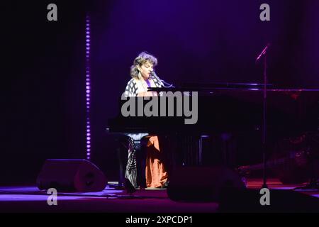 Norah Jones au concert live. Étape d'été d'Opatija, Croatie Banque D'Images