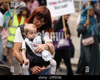 Manifestation de solidarité nationale en Palestine, Londres, Royaume-Uni, 03/08/24 Banque D'Images