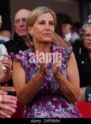 La duchesse d'Édimbourg au vélodrome national de Saint-Quentin-en-Yvelines, le dixième jour des Jeux Olympiques de Paris 2024 en France. Date de la photo : lundi 5 août 2024. Banque D'Images