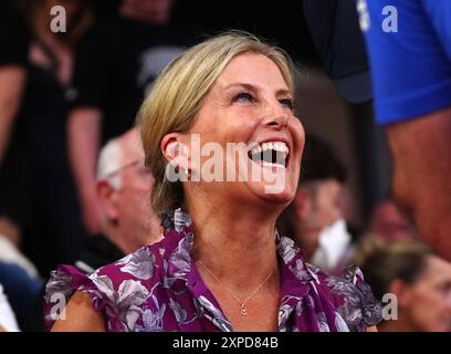 La duchesse d'Édimbourg au vélodrome national de Saint-Quentin-en-Yvelines, le dixième jour des Jeux Olympiques de Paris 2024 en France. Date de la photo : lundi 5 août 2024. Banque D'Images