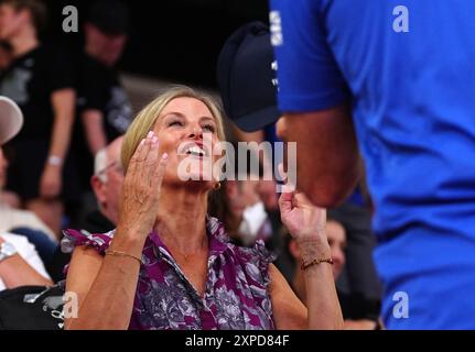 La duchesse d'Édimbourg au vélodrome national de Saint-Quentin-en-Yvelines, le dixième jour des Jeux Olympiques de Paris 2024 en France. Date de la photo : lundi 5 août 2024. Banque D'Images