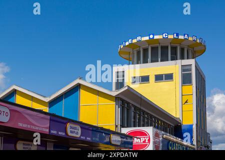 Clarence Pier à Southsea, Portsmouth, Hampshire Royaume-Uni en juillet Banque D'Images
