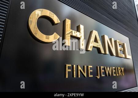 Le magasin phare de haute joaillerie Chanel est situé au 730 Fifth Avenue à New York City, USA 2024 Banque D'Images