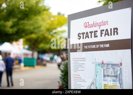 Puyallup, Washington, États-Unis - 09-13-09 2021 : une vue d'un panneau pour la foire de l'État de Washington. Banque D'Images