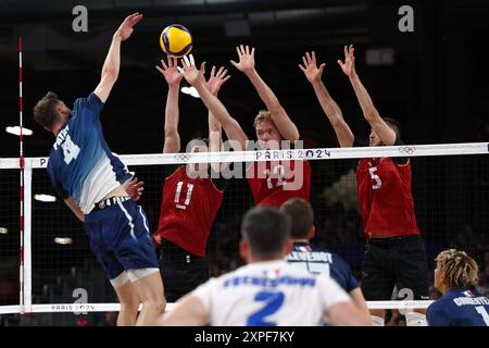 Paris, France. 05 août 2024. Julien Mattia/le Pictorium - Volleyball- quarts de finale France/Allemagne - Paris 2024 - 05/08/2024 - France/Ile-de-France (région)/Paris - Jean Patry (FRA) lors des quarts de finale hommes de volleyball France/Allemagne aux Jeux Olympiques de Paris, à l'Arena Paris Sud, le 5 août 2024. Crédit : LE PICTORIUM/Alamy Live News Banque D'Images