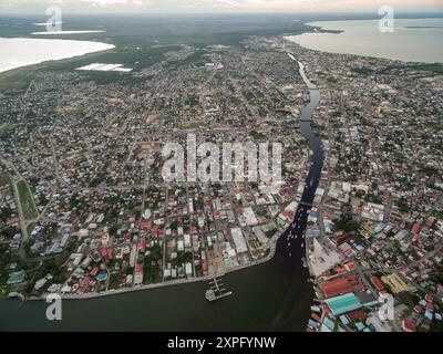 Belize. Île des Caraïbes. Magnifique paysage urbain. Drone Banque D'Images