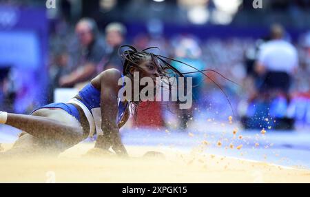 Paris, France. 6 août 2024. Hilary Kpatcha participe à la qualification féminine d'athlétisme en saut en longueur aux Jeux Olympiques de Paris 2024 à Paris, France, le 6 août 2024. Crédit : Li Ming/Xinhua/Alamy Live News Banque D'Images